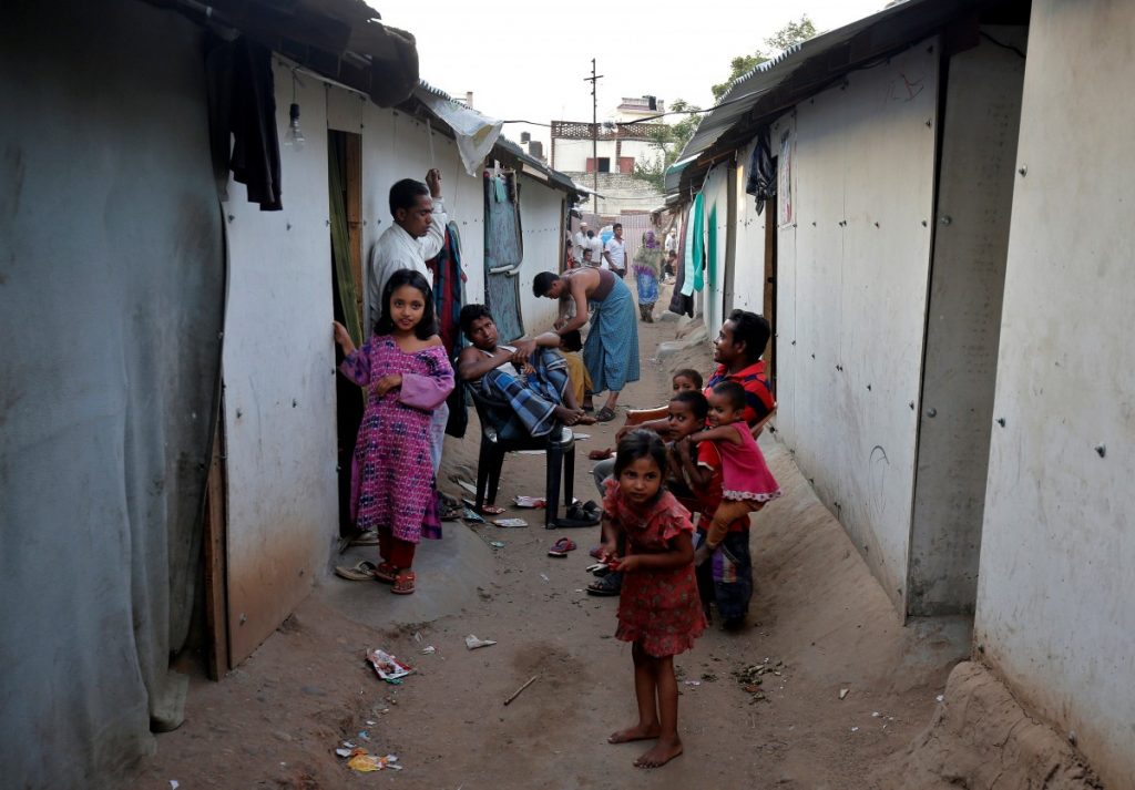  Reuters/Mukesh Gupta
